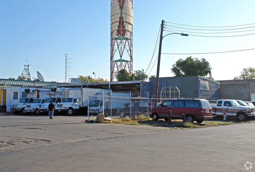 Primary Photo Of 401 1st Ave, Sacramento Distribution For Sale