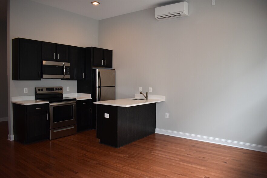 More Photos Of 2-4 E Preston St, Baltimore Apartments For Sale