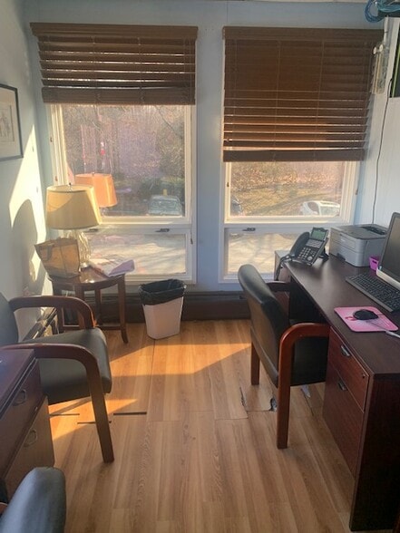 More Photos Of 333 School St, Pawtucket Medical For Lease