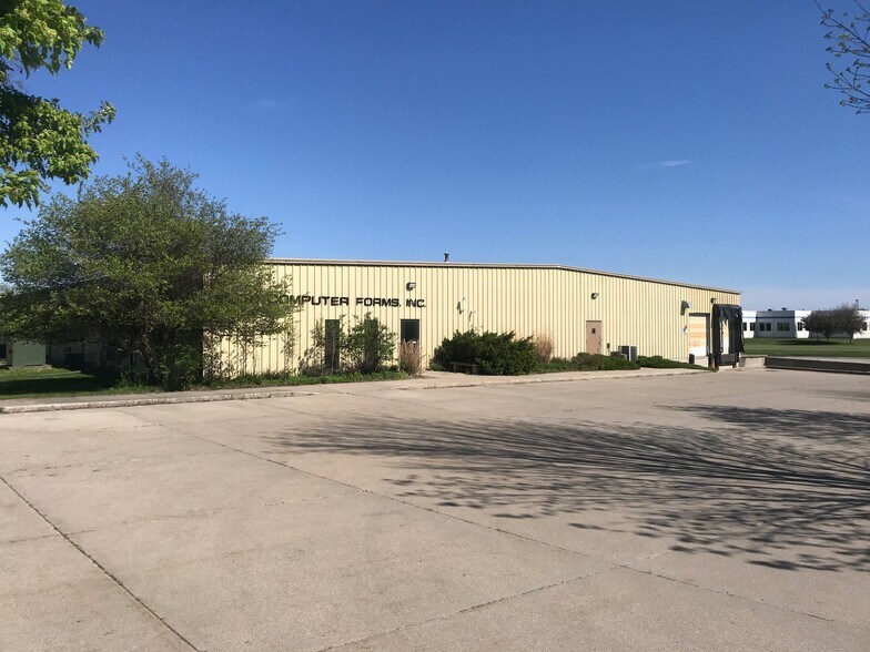 More Photos Of 2810 E Lincoln Way, Ames Warehouse For Lease