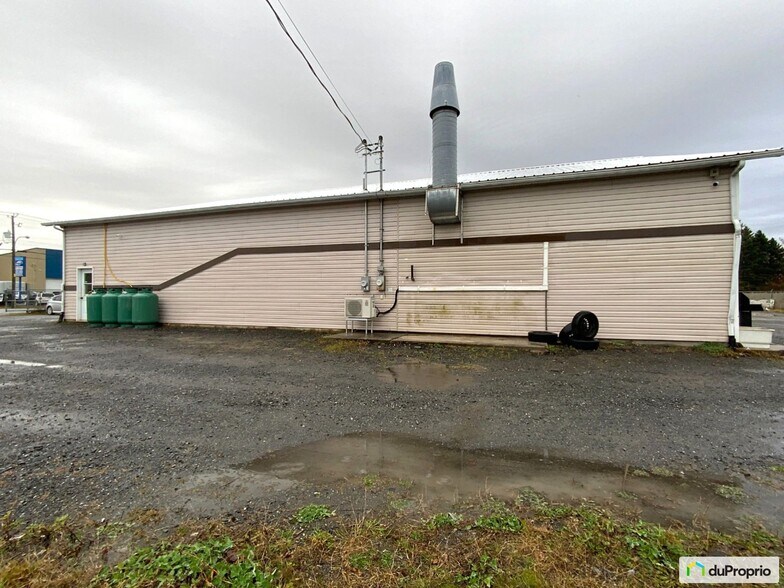 More Photos Of 30 Rte 122, Sainte-clotilde-de-horton Industrial For Sale