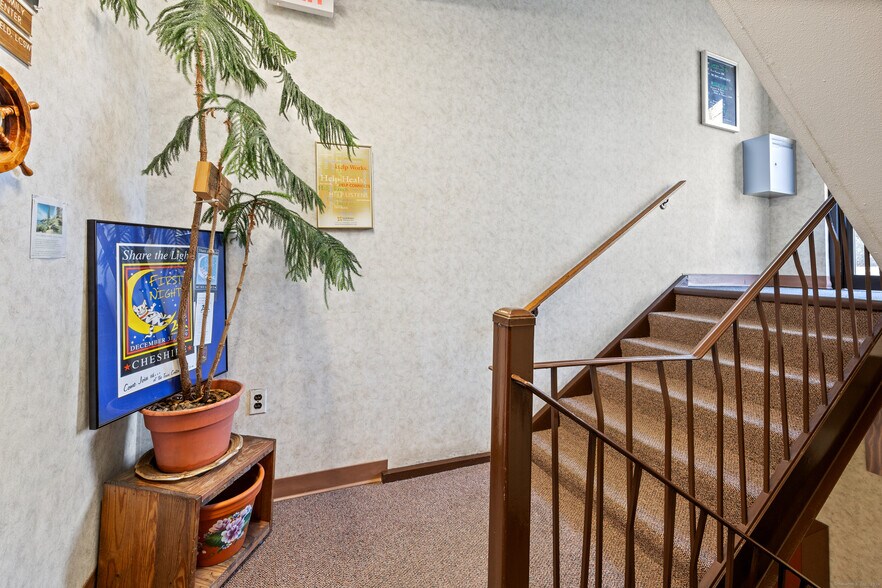 More Photos Of 350 S Main St, Cheshire Medical For Sale