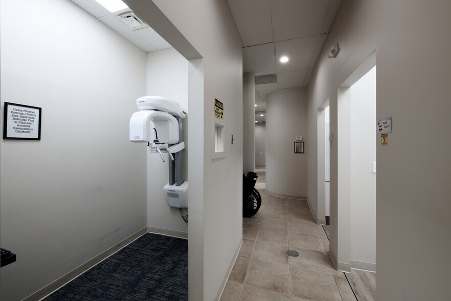 More Photos Of 29103-29115 Center Ridge Rd, Westlake Medical For Lease