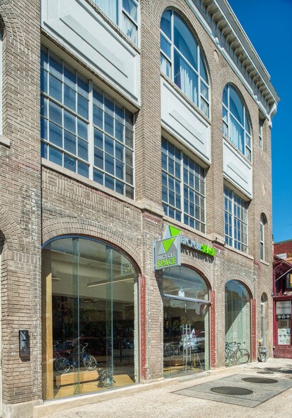 More Photos Of 2424 18th St NW, Washington Office For Lease