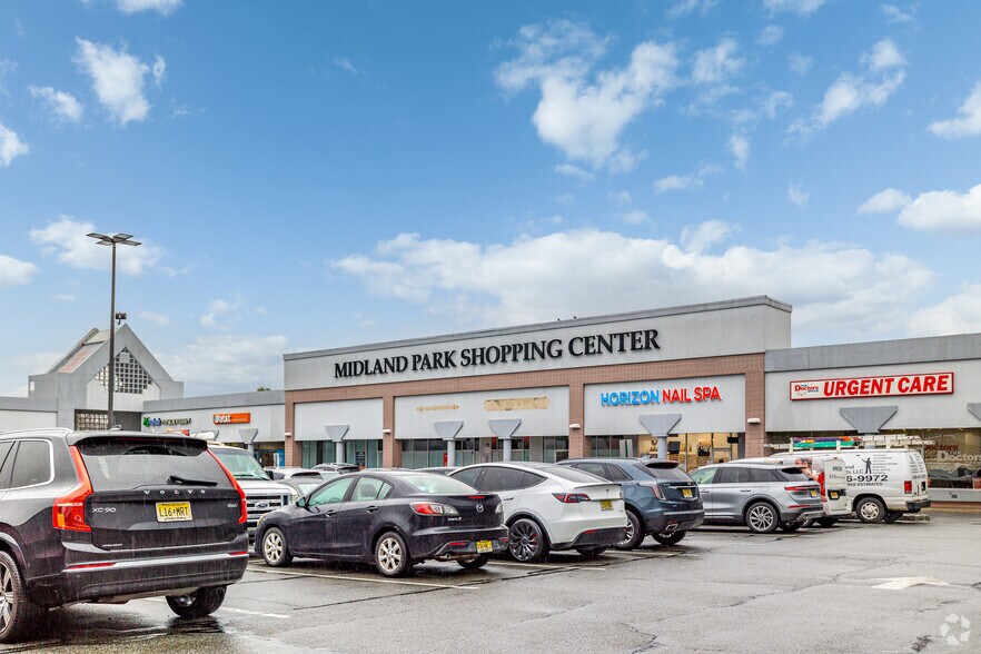 More Photos Of 85 Godwin Ave, Midland Park Unknown For Lease