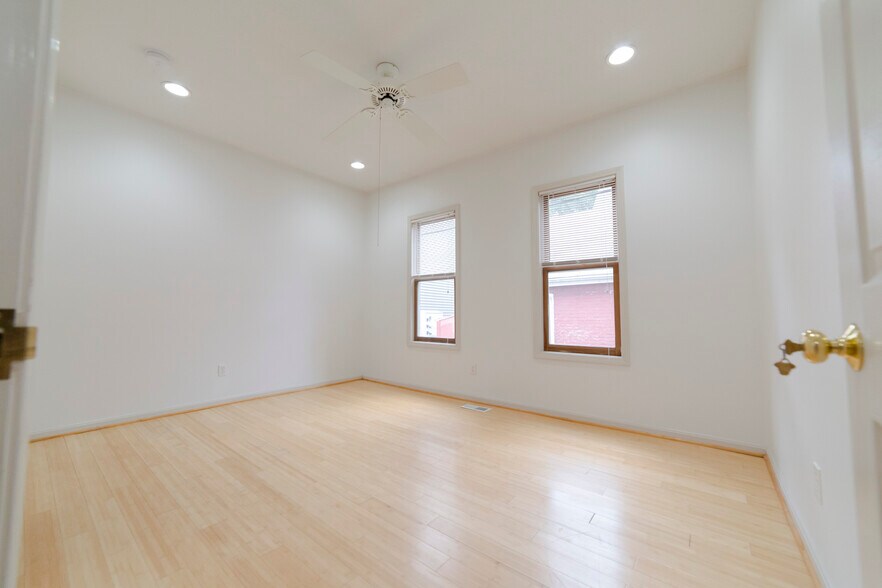 More Photos Of 2444 Tremont Ave, Cleveland Apartments For Sale