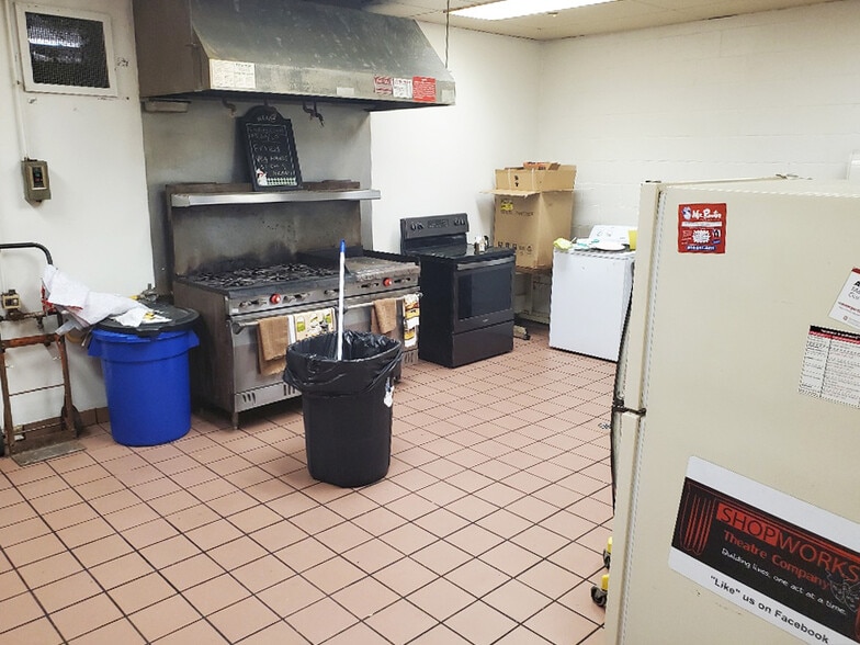 More Photos Of 120 S Napoleon Ave, Columbus Religious Facility For Sale