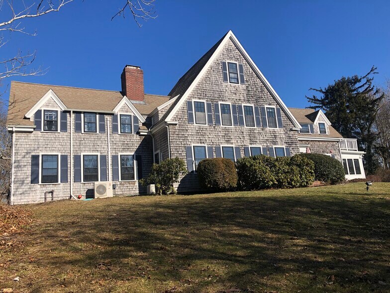 More Photos Of 3660 Main St, Barnstable Hospitality For Sale