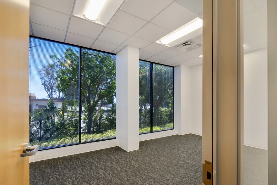 More Photos Of 2910 Inland Empire Blvd, Ontario Office For Lease