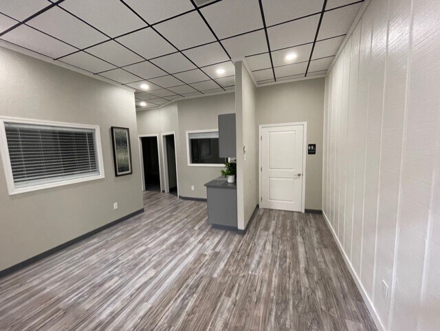 More Photos Of 30 Acoma Blvd S, Lake Havasu City Office For Lease