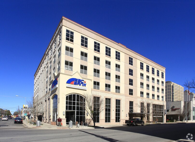 More Photos Of 610 W 5th St, Austin Office For Lease
