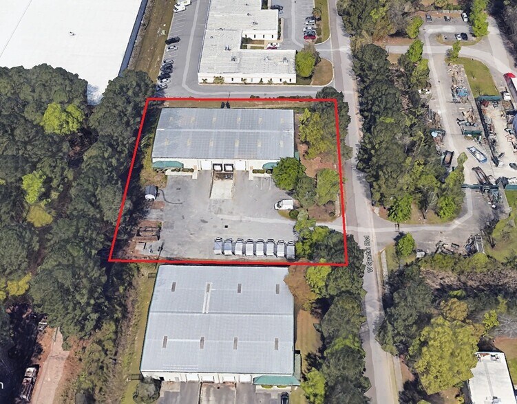 More Photos Of 7421 W Spartan Blvd, Charleston Warehouse For Lease