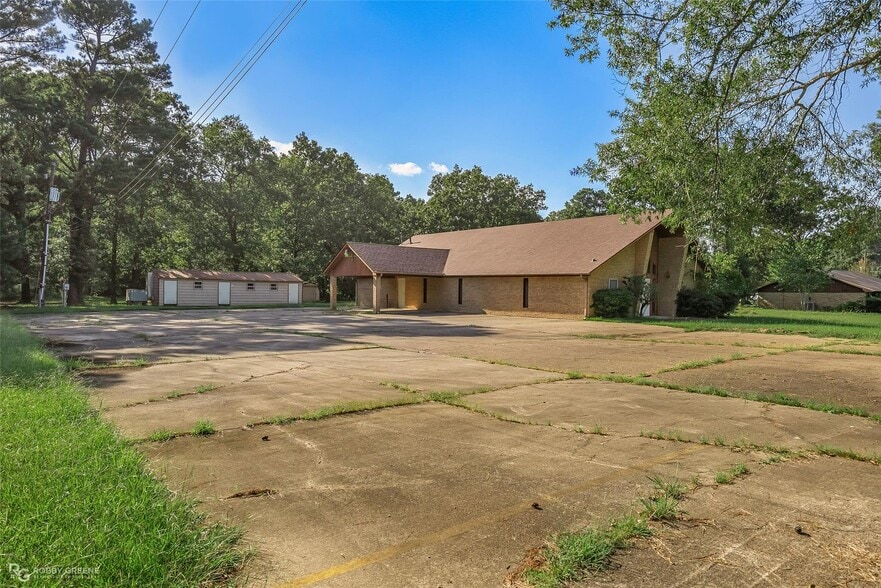 More Photos Of 12991 Highway 1, Oil City Specialty For Sale