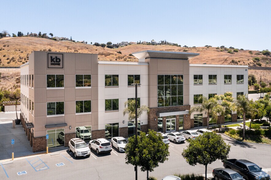 More Photos Of 21 Rancho Camino Dr, Pomona Coworking Space