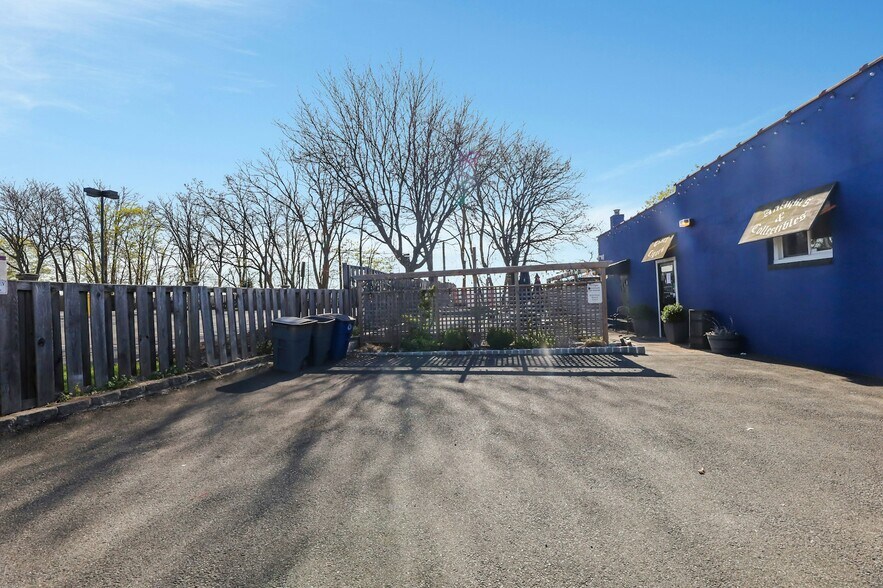 More Photos Of 504 Washington Ave, Belleville Storefront For Sale