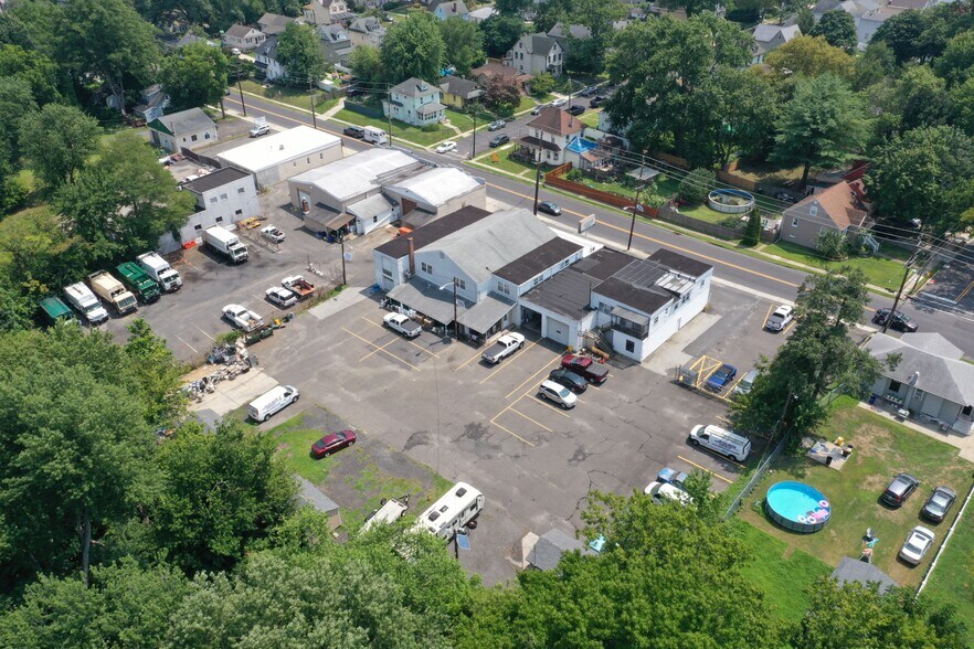 More Photos Of 257 W Nicholson Rd, Audubon Office For Sale