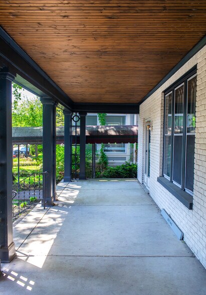 More Photos Of 1103 17th Ave S, Nashville Office For Lease