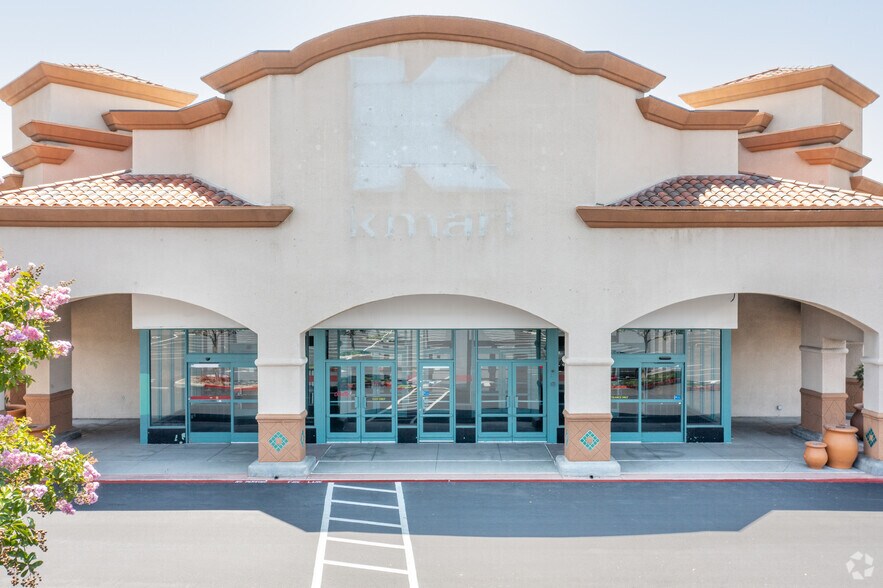 More Photos Of 301-375 E Alessandro Blvd, Riverside Unknown For Lease