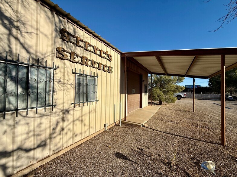 More Photos Of 4744 W US Highway 70, Thatcher Specialty For Sale