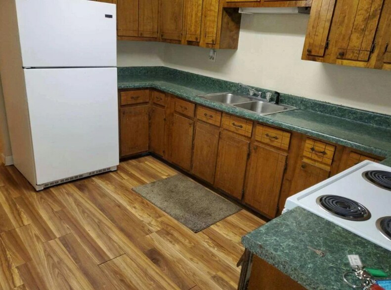 More Photos Of 1939 Brumfield Rd SW, Summit Apartments For Sale