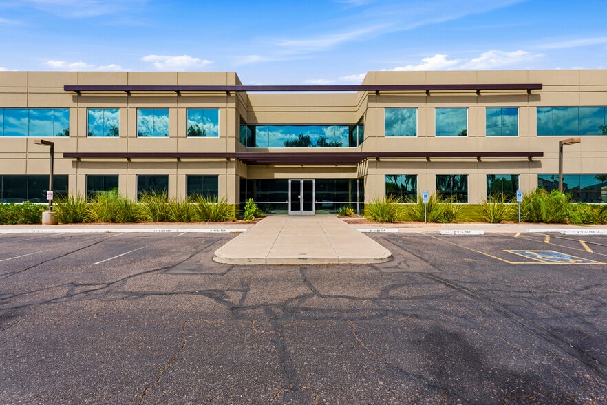 More Photos Of 2051 W Northern Ave, Phoenix Medical For Lease