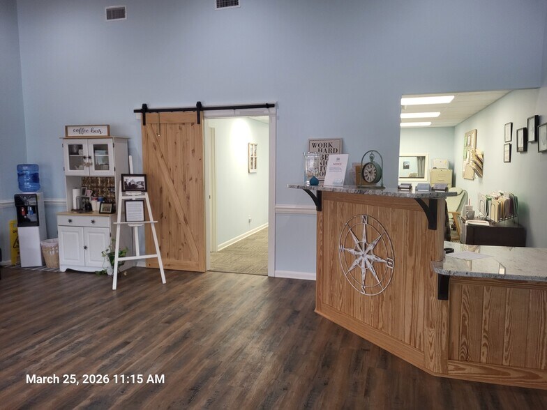 More Photos Of 4442 Lafayette St, Marianna Office For Sale