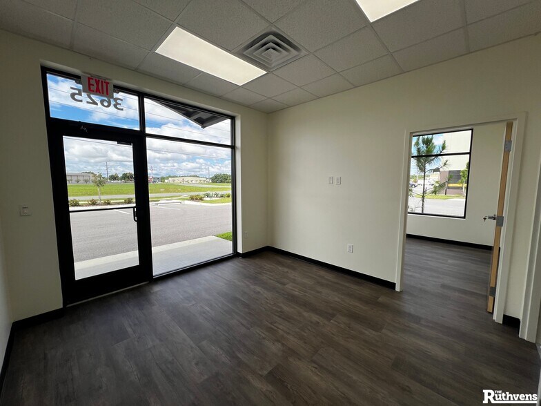 More Photos Of 3625 Jones Industrial Dr, Lakeland Unknown For Lease