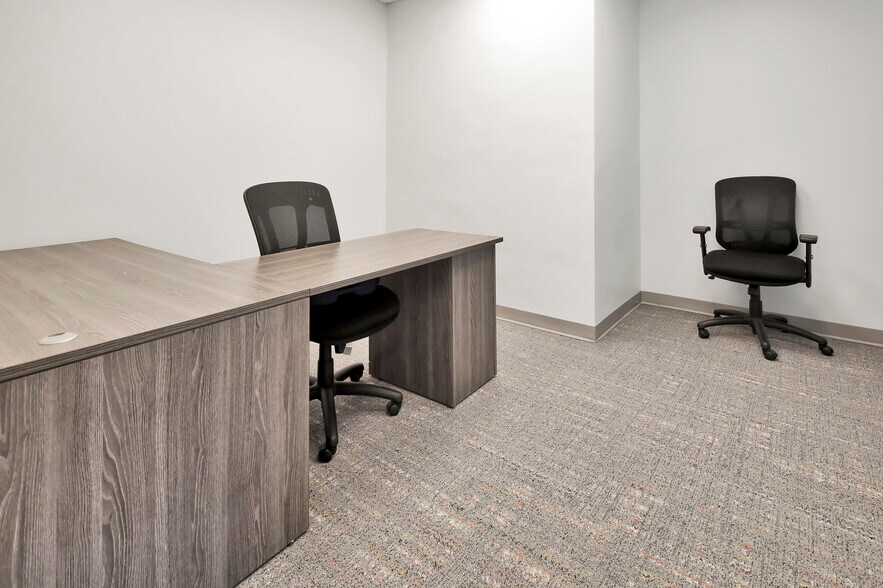More Photos Of 717 W St Germain St, Saint Cloud Office For Lease