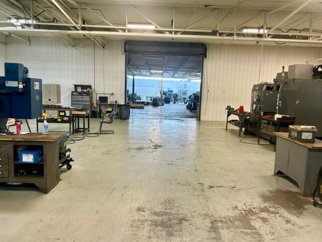 More Photos Of 4200 Legion Dr, Mason Warehouse For Lease