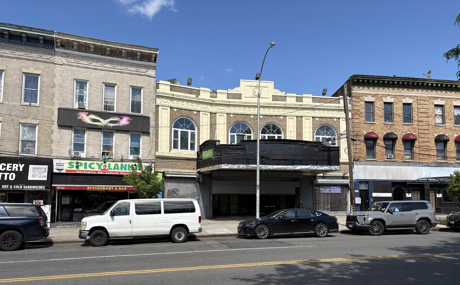 More Photos Of 117-09 Hillside Ave, Richmond Hill Theater Concert Hall For Lease