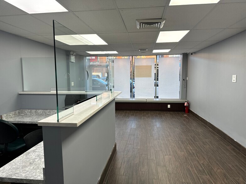 More Photos Of 1028 154th St, Whitestone Storefront Retail Office For Lease