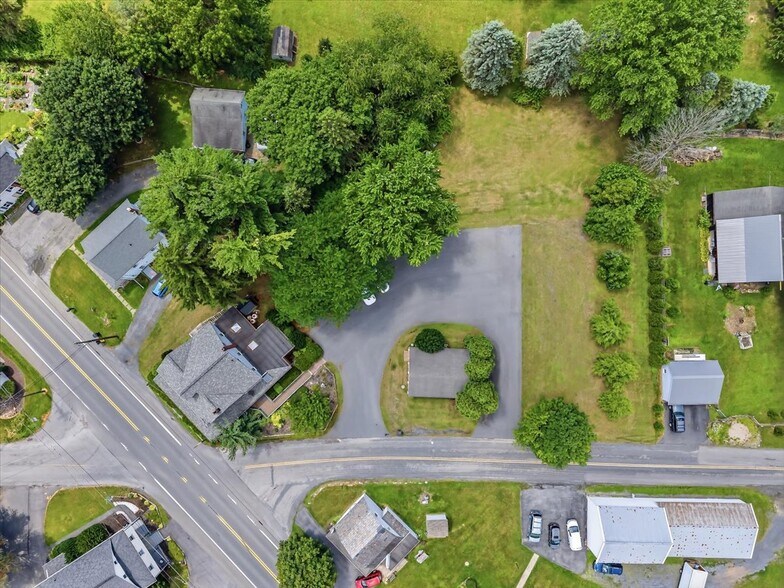 More Photos Of 402 W Moorestown Rd, Nazareth Medical For Sale