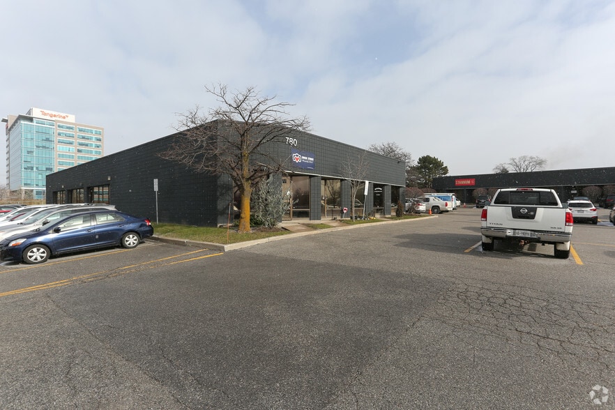 Primary Photo Of 700-780 Gordon Baker Rd, Toronto Warehouse For Lease