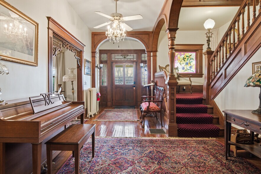 More Photos Of 311 E Main St, Christiansburg Hospitality For Sale