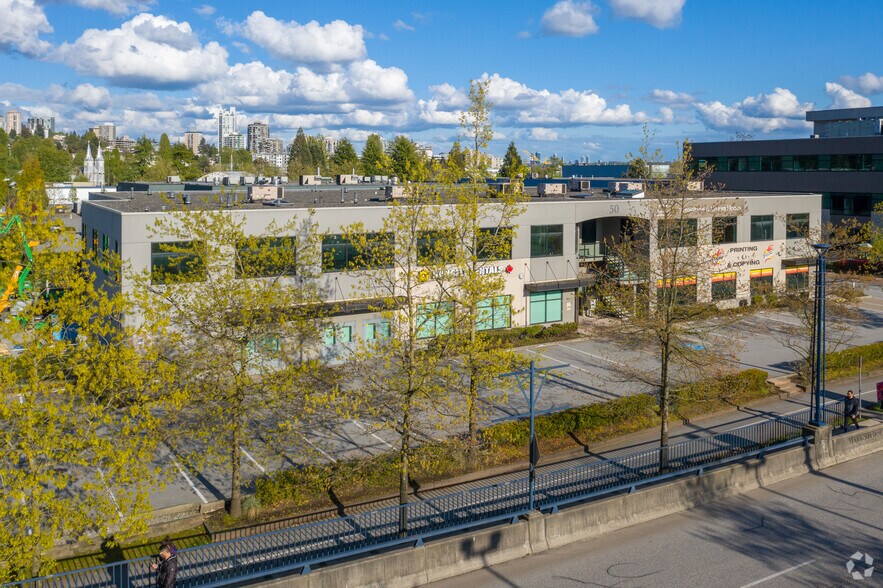 More Photos Of 50 Fell Av, North Vancouver Warehouse For Lease