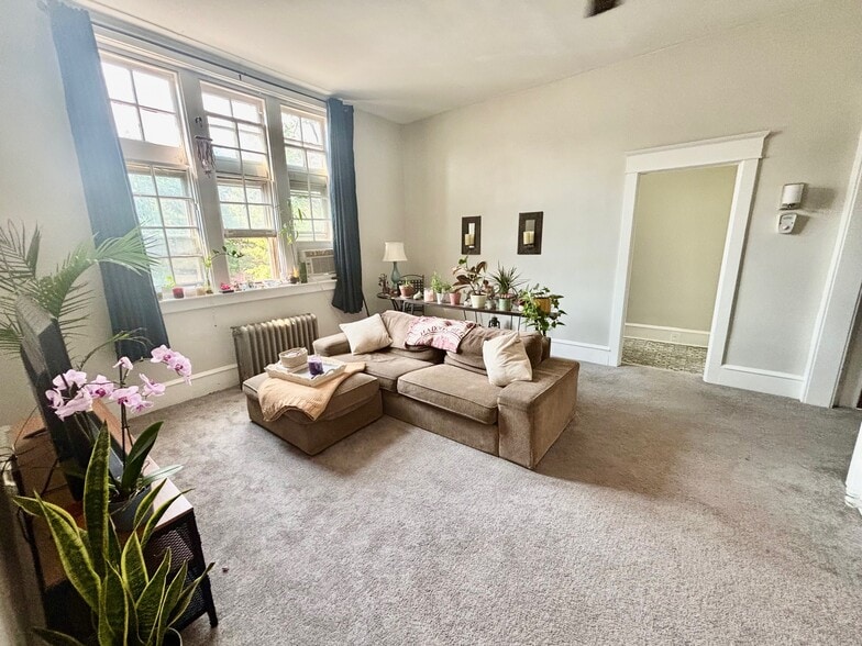 More Photos Of 600-606 Station Ave, Haddon Heights Apartments For Sale