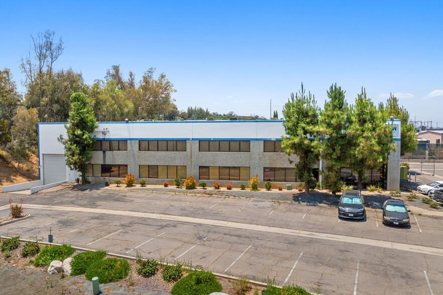 Primary Photo Of 325 State Pl, Escondido Warehouse For Lease