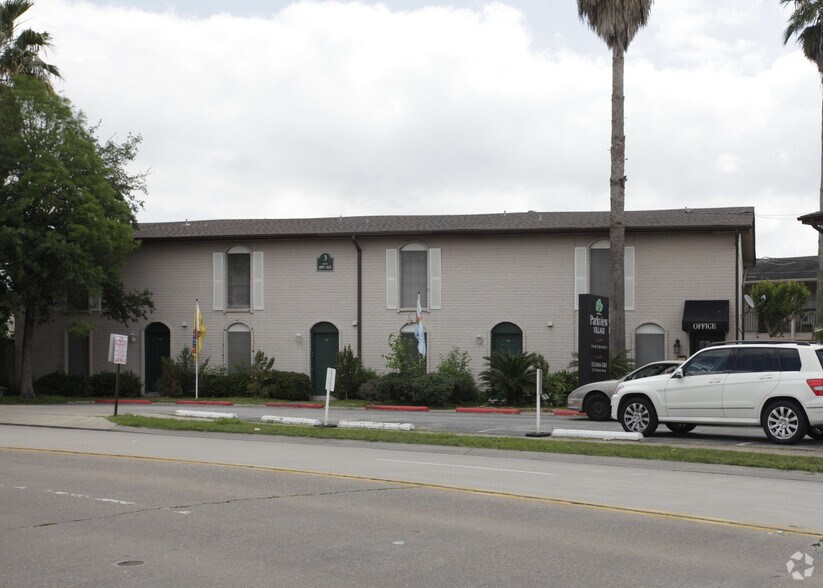 More Photos Of 2323 Burke, Pasadena Apartments For Sale