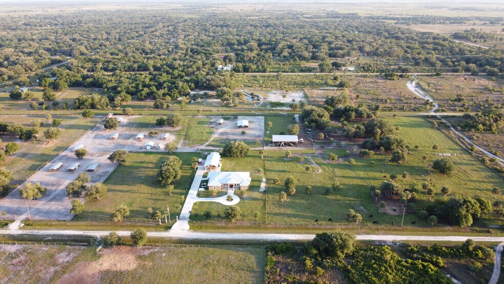 More Photos Of 21810 NW 270th St, Okeechobee Specialty For Sale