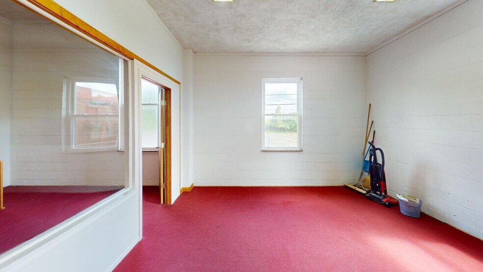 More Photos Of 267 Davis St, Huntington Religious Facility For Sale