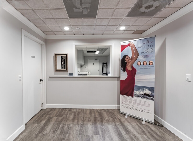 More Photos Of 148 East Ave, Norwalk Medical For Sale