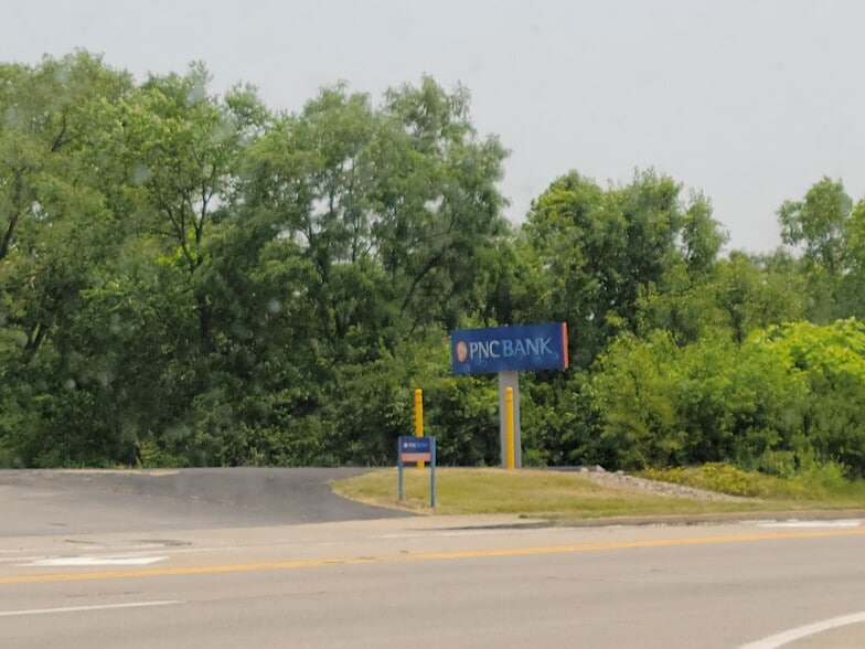 More Photos Of 8210 E Main St, Alexandria Bank For Sale