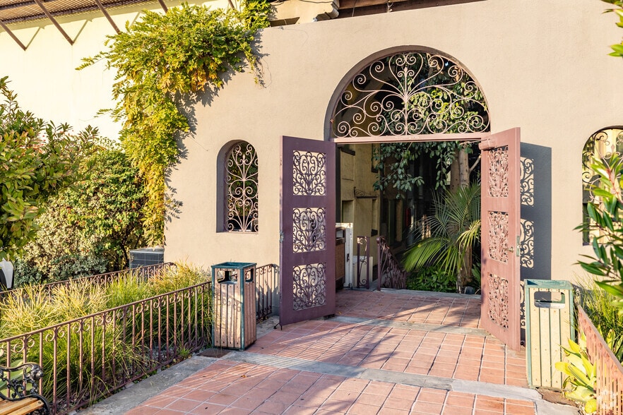 More Photos Of 672 S La Fayette Park Pl, Los Angeles Loft Creative Space For Lease