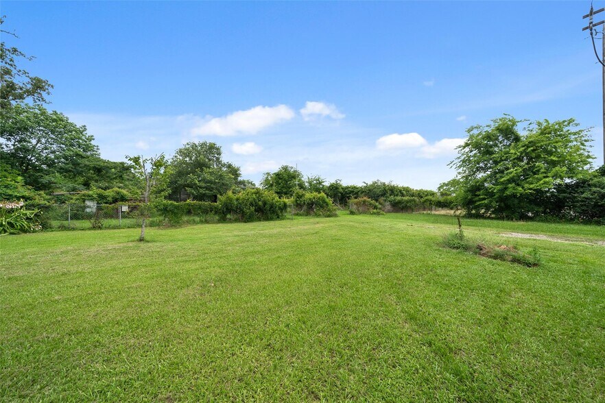 More Photos Of 10183 FM 1484 Rd, Conroe Land For Sale