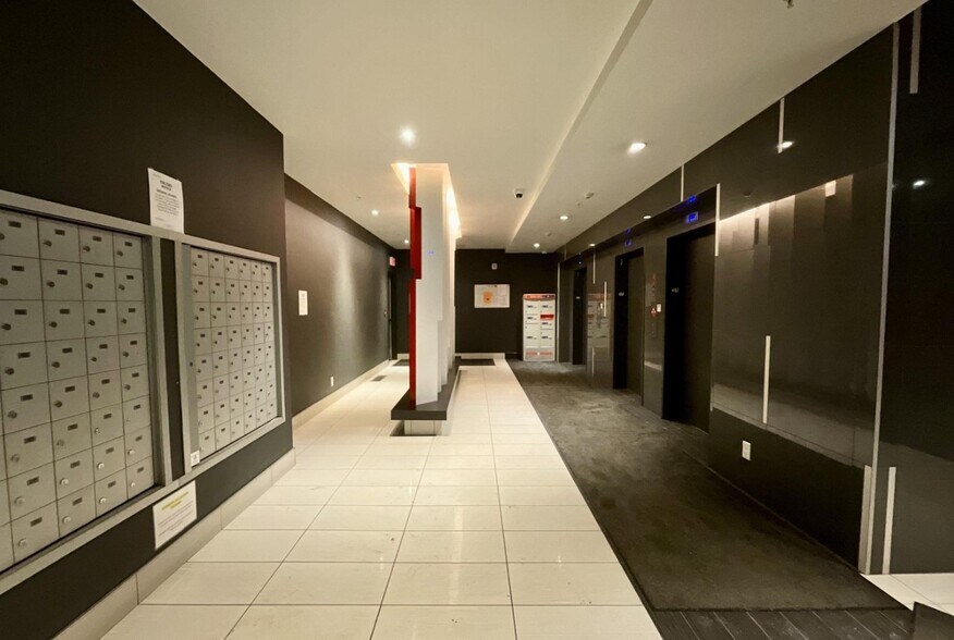 More Photos Of 10410 102 Av NW, Edmonton Office For Sale