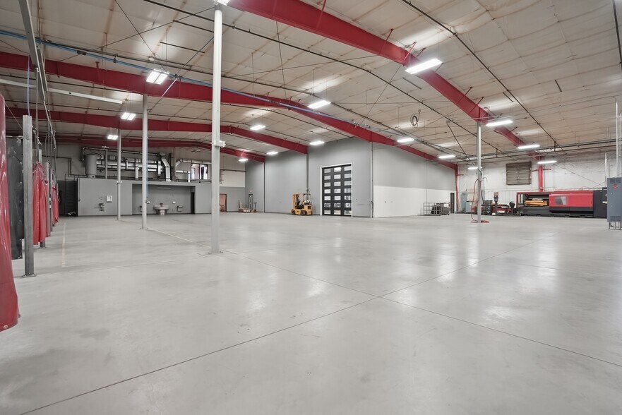 More Photos Of 1151 Industry Rd, Sturgis Manufacturing For Sale