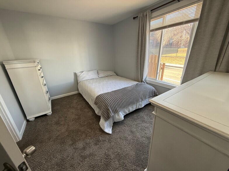 More Photos Of 1594-1598 W Alameda Ave, Denver Storefront Retail Residential For Sale