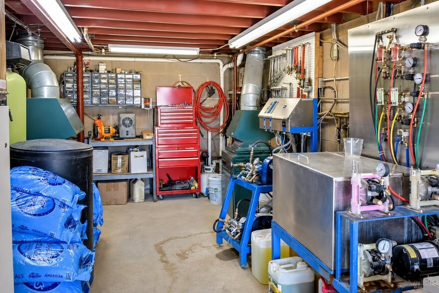 More Photos Of 104 Main St, Silver Cliff Carwash For Sale