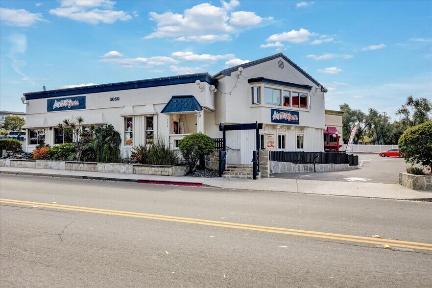 More Photos Of 3050 Pio Pico Dr, Carlsbad Restaurant For Sale