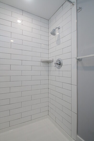 More Photos Of 1518 E Passyunk Ave, Philadelphia Apartments For Sale